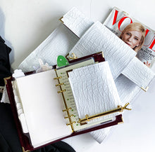 Cargar imagen en el visor de la galería, Pure Executive Set- document carrier and executive notebook/ A6 planner