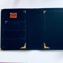 Charger l'image dans la galerie, Nolana Fifth executive 3-piece set (document carrier, clipboard and wallet)