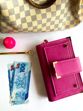 Carregar imagem no visualizador da galeria, pink budget binder, money organiser, cash envelope planner, a6 planner, cash envelope wallet, planner wallet, made in trinidad and tobago, gale and co trinidad, vegan leather brand, caribbean designer.
