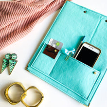 Load image into Gallery viewer, Simone Tiffany executive clipboard