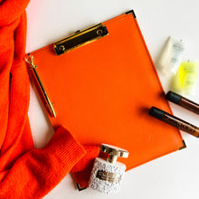 Carregar imagem no visualizador da galeria, Paris executive two-piece set (document carrier and clipboard set)