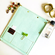 Load image into Gallery viewer, Simone Minty executive clipboard