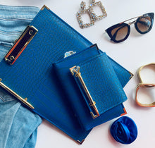 Cargar imagen en el visor de la galería, Taylor SS Blue Safari cash envelope wallet