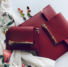 Cargar imagen en el visor de la galería, Taylor SS Ox Safari cash envelop wallet