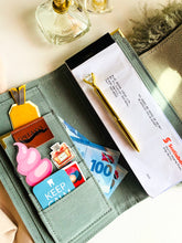 Carregar imagem no visualizador da galeria, Olivia Stacy checkbook cover