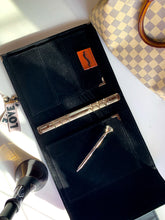 Carregar imagem no visualizador da galeria, Nolana Bossbabe A5 planner binder