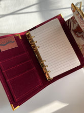 Carregar imagem no visualizador da galeria, Crystal Dreamer mini notebook/ A6 planner
