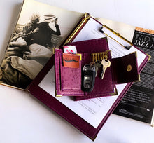Carregar imagem no visualizador da galeria, purple ostrich leather, key purse, key holder, gale and co trinidad, made in trinidad, luxury stationery
